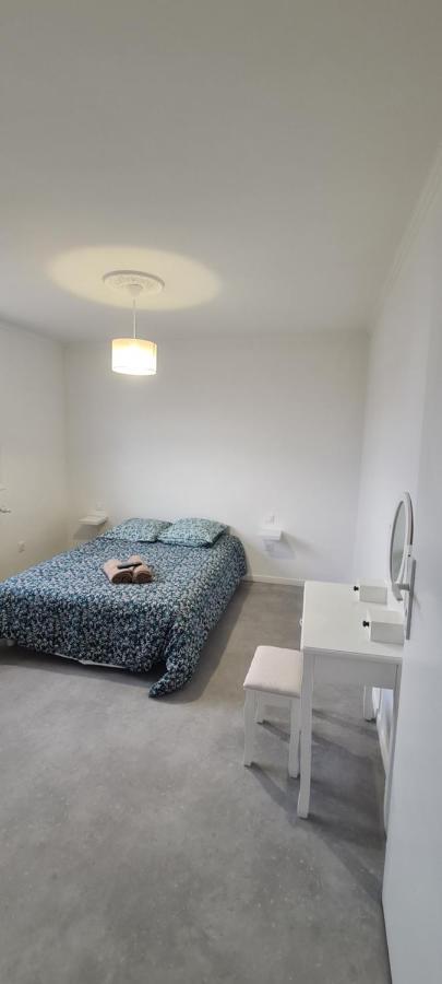 Private Room In Shared Apartment III 보베 외부 사진